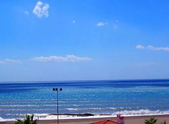 Hotel Maria Cristina La Cala Del Moral 2*,